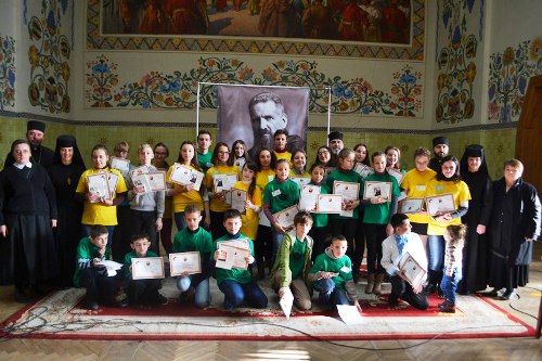 У Полтаві відбувся Брейн-ринг “Найдорожчий таточко”.(ФОТО)